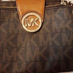 Micheal Kors Crossbody Purse Brown & Gold