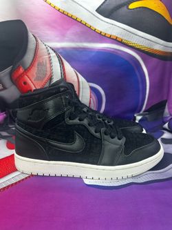 Jordan Retro 1 “Black Sail”