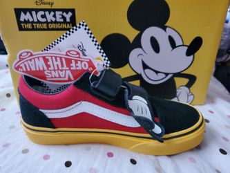 Vans Disney