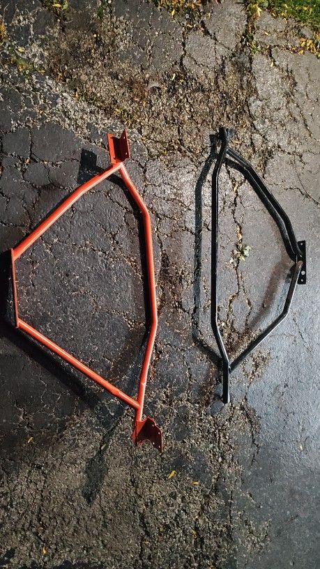 FORD MUSTANG STRUT TOWER BRACES