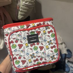 Brand New Never Used Hello Kitty Igloo Lunch Bag