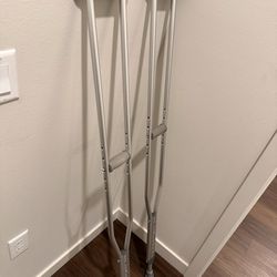 Adjustable Aluminum Crutches