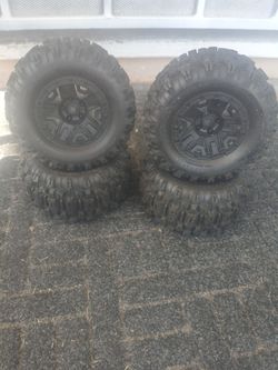 Traxxis Brand New Sledgehammer Wheels & Tires
