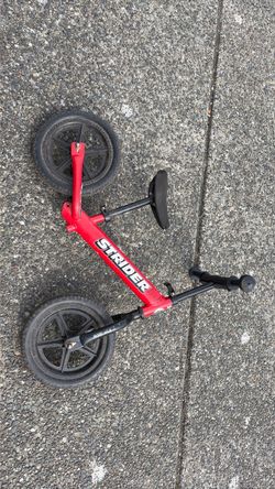 Strider Balance Bike Red