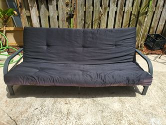 BLACK ON BLACK FUTON
