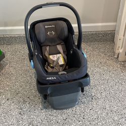 Uppa Baby Mesa Car Seat