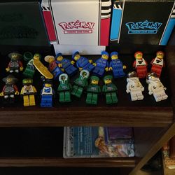 Lego minifigures
