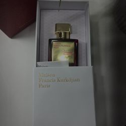 Baccarat Perfume For Women’s 