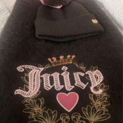 Juicey Couture Scarf And Beanie
