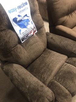 Catnapped luxury recliner