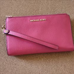 Michael Kors wristlet wallet