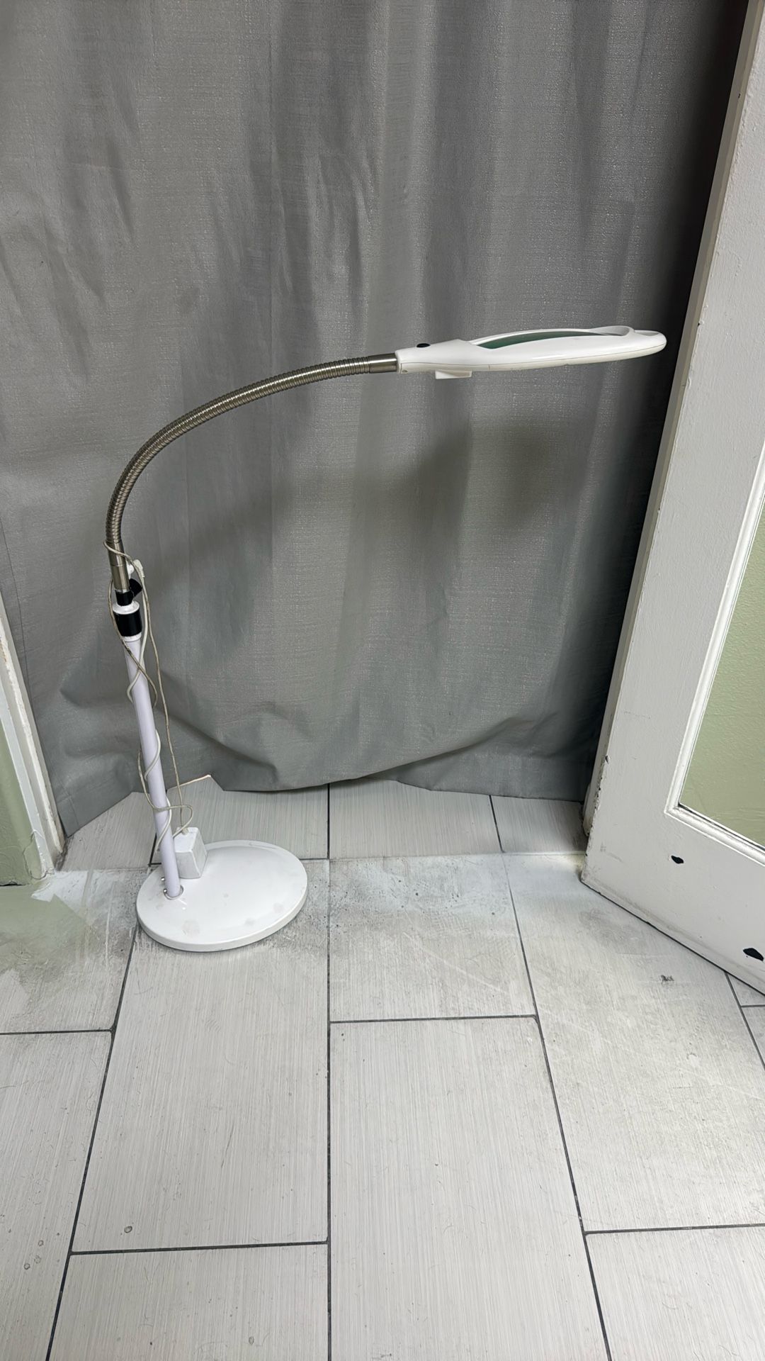 Light Therapy Floor Lamp LED