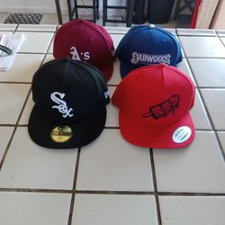 Caps