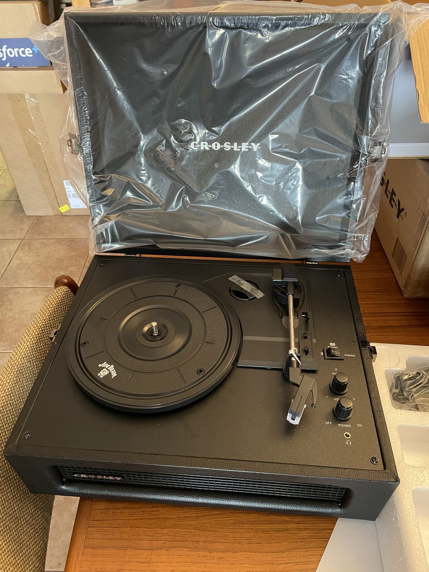 SALE PENDING Crosley CR8017B-BK VOYAGER Vintage Portable Turntable Bluetooth In & Out
