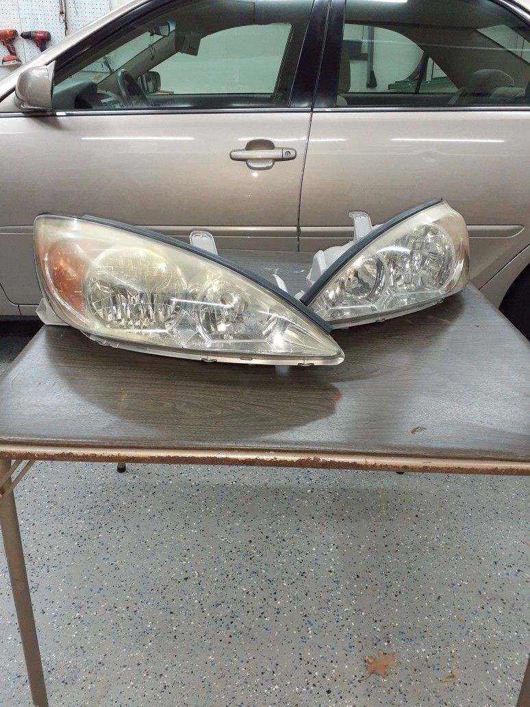2003 Camry Headlights