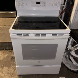 Ge Stove O. Good Working Condition 