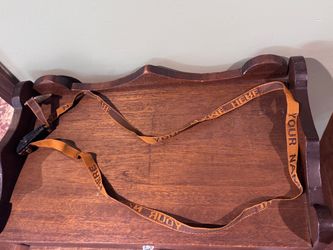 Large item wrap-around luggage tag