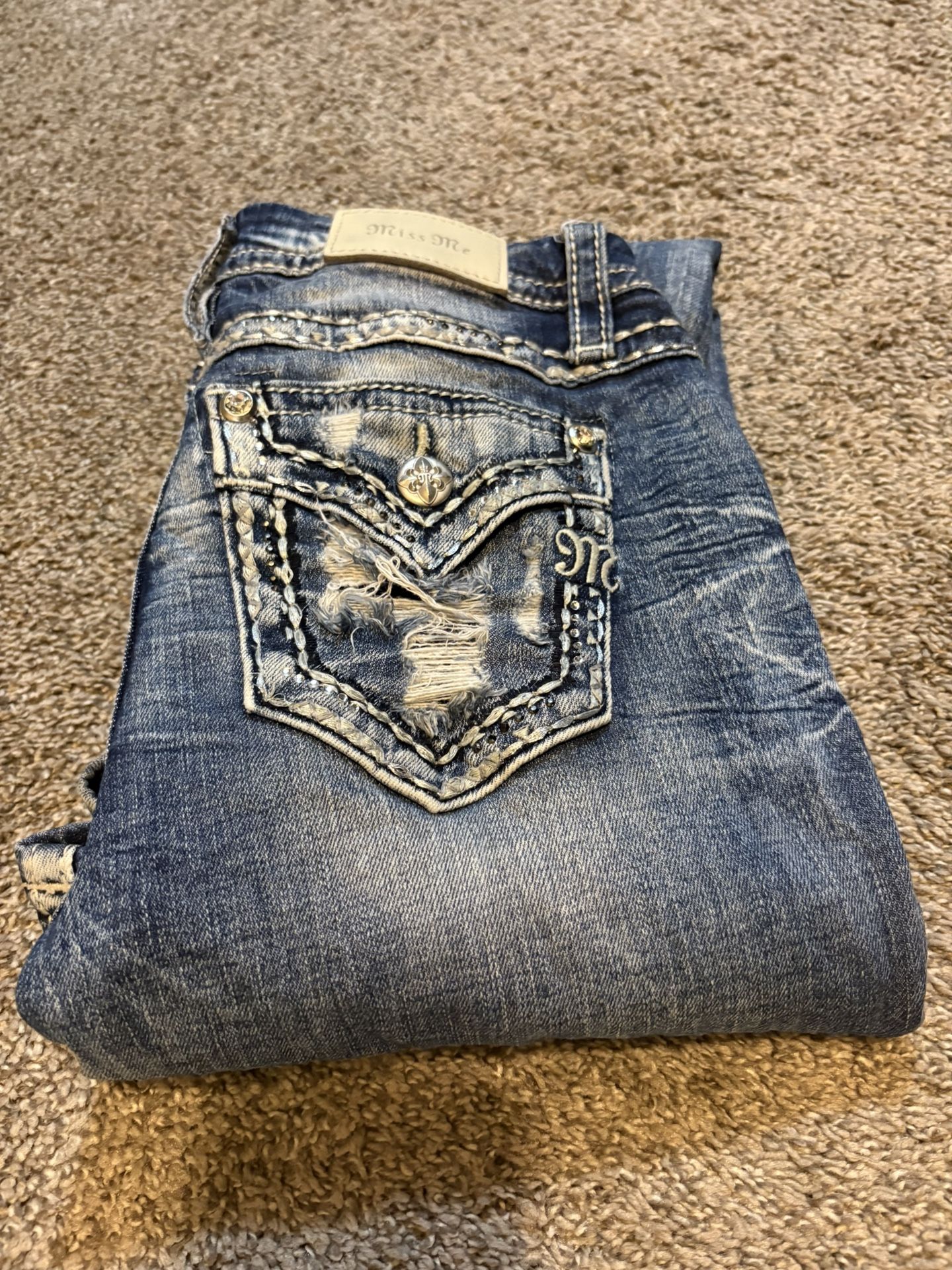 Miss Me Jeans Size 27 X. 31 1/2”