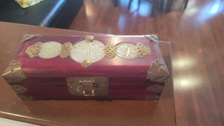 CHINESE CELADON JADE RED WOOD JEWELRY TRUNK BOX 