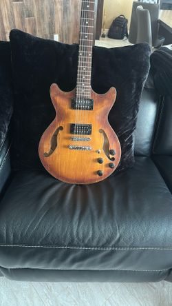 Ibanez Hollow Body Electric Guitar