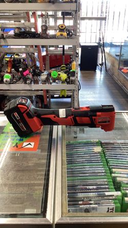Milwaukee multi tool (BRAND NEW)