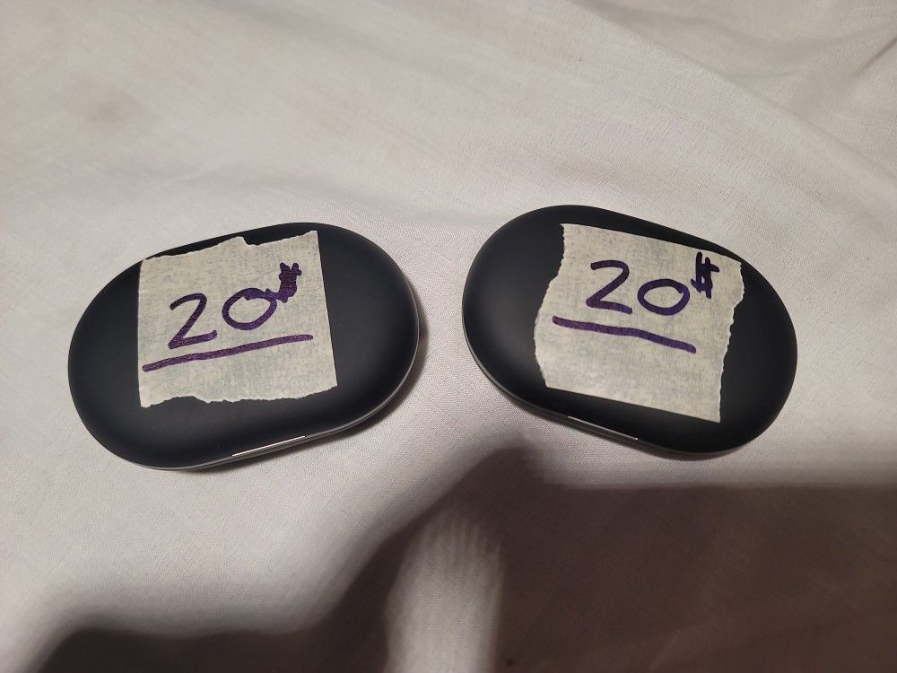 Earbuds