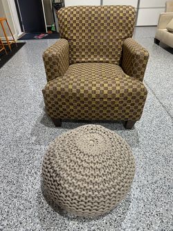 Chair / ottoman