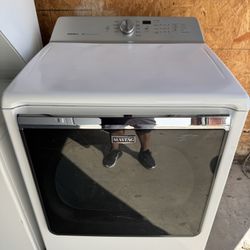 XL DRYER MAYTAG SUPER CAPACITY 