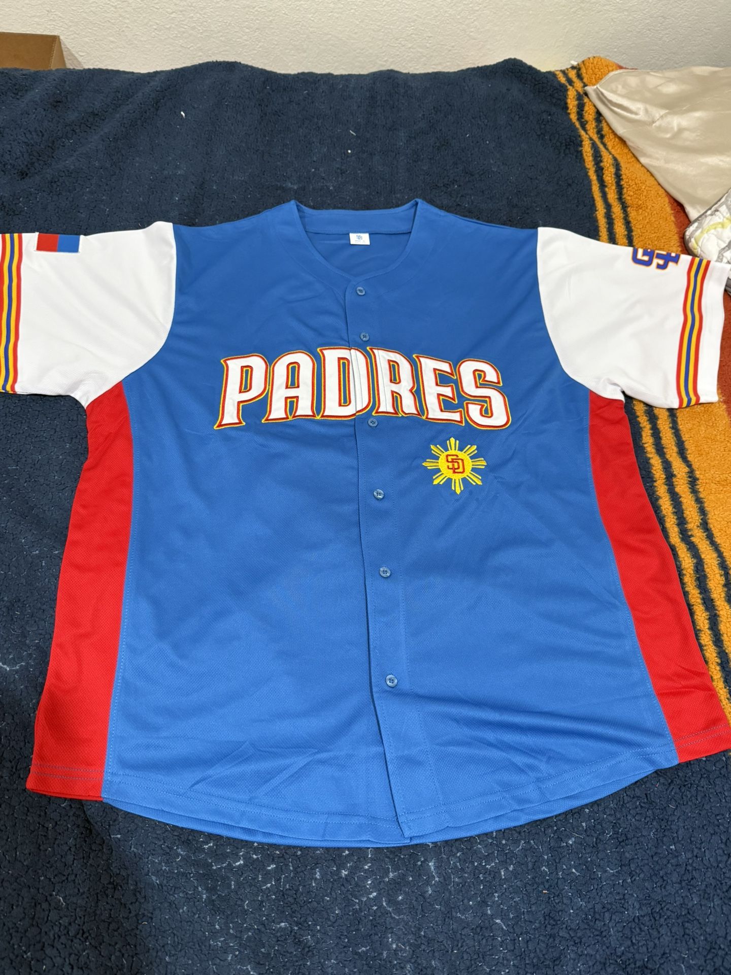 ๐ต๐ญ XL Padres Filipino Heritage Jersey โ Limited Edition! โพ๐ฅ