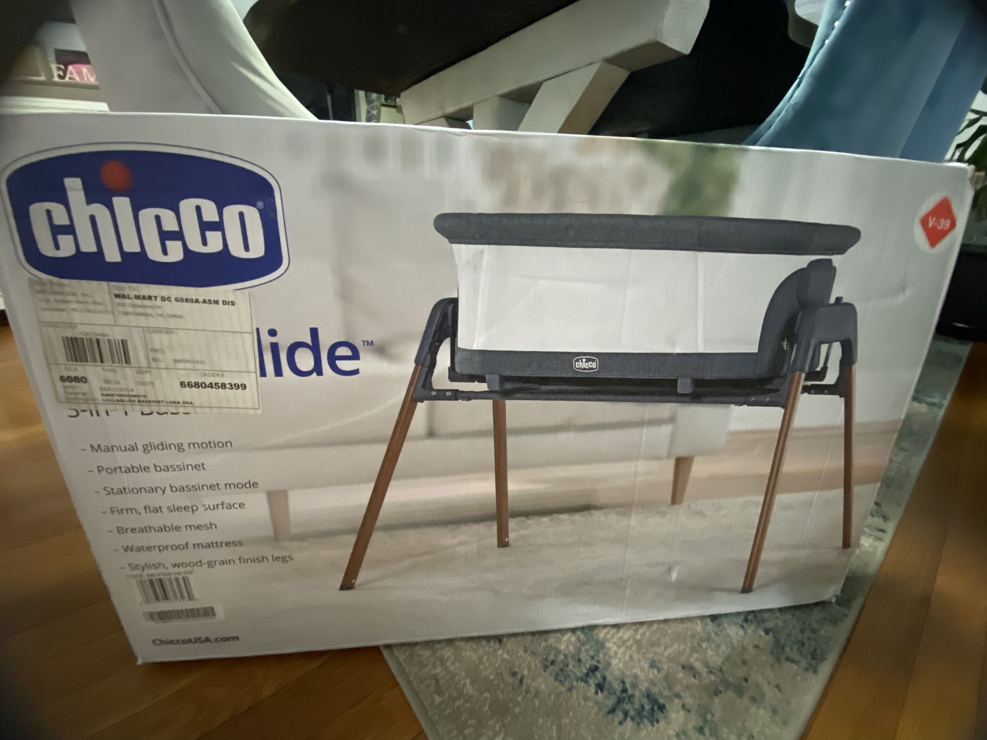 Chicco LullaGlide Glide 3 In 1 Bassinet (New)