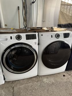 Ge Front Load Washer And Gas Dryer Set
