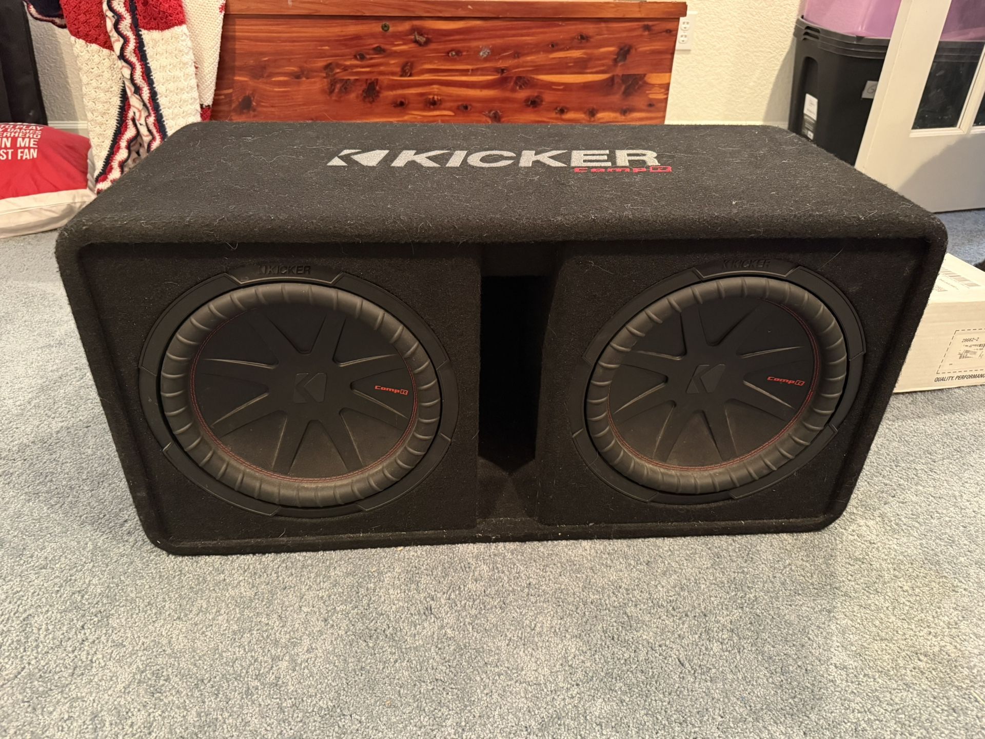 Kicker Comp R 2 12 inch subs with box and amp