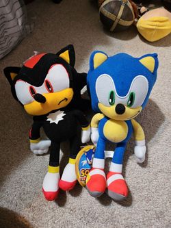 Sonic the hedgehog and shadow plush