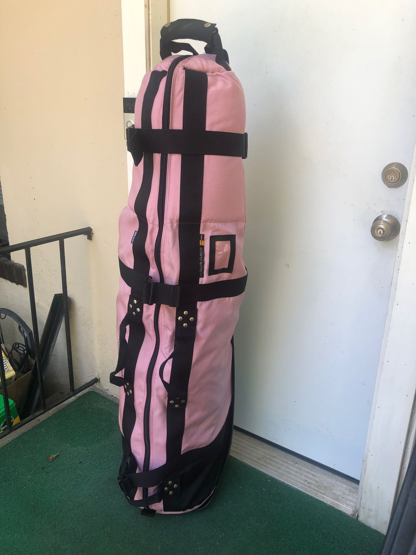 Pink “Club Glove” Burst Proof Rolling Golf Travel Bag