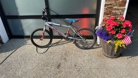 Schwinn Super Stock-Brian Foster Factory Design