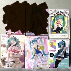 $20/EACH NEW IN BOX Hatsune Miku Figure Noodle Stopper Furyu Sitting Toy Round 1 Prize