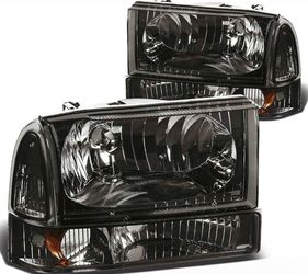 Ford F-250 Headlight Assembly (Driver & Passenger Side)  Ford Excursion 00-04/F250 / F350 / F450 / F550 SD 99-04 SMOKED Lens Amber Corners