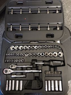 Husky 92 pice 1/4 in and 3/8 drive mickanic set