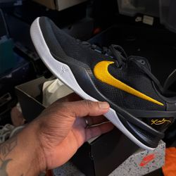 Nike Kobe 8 Size 12