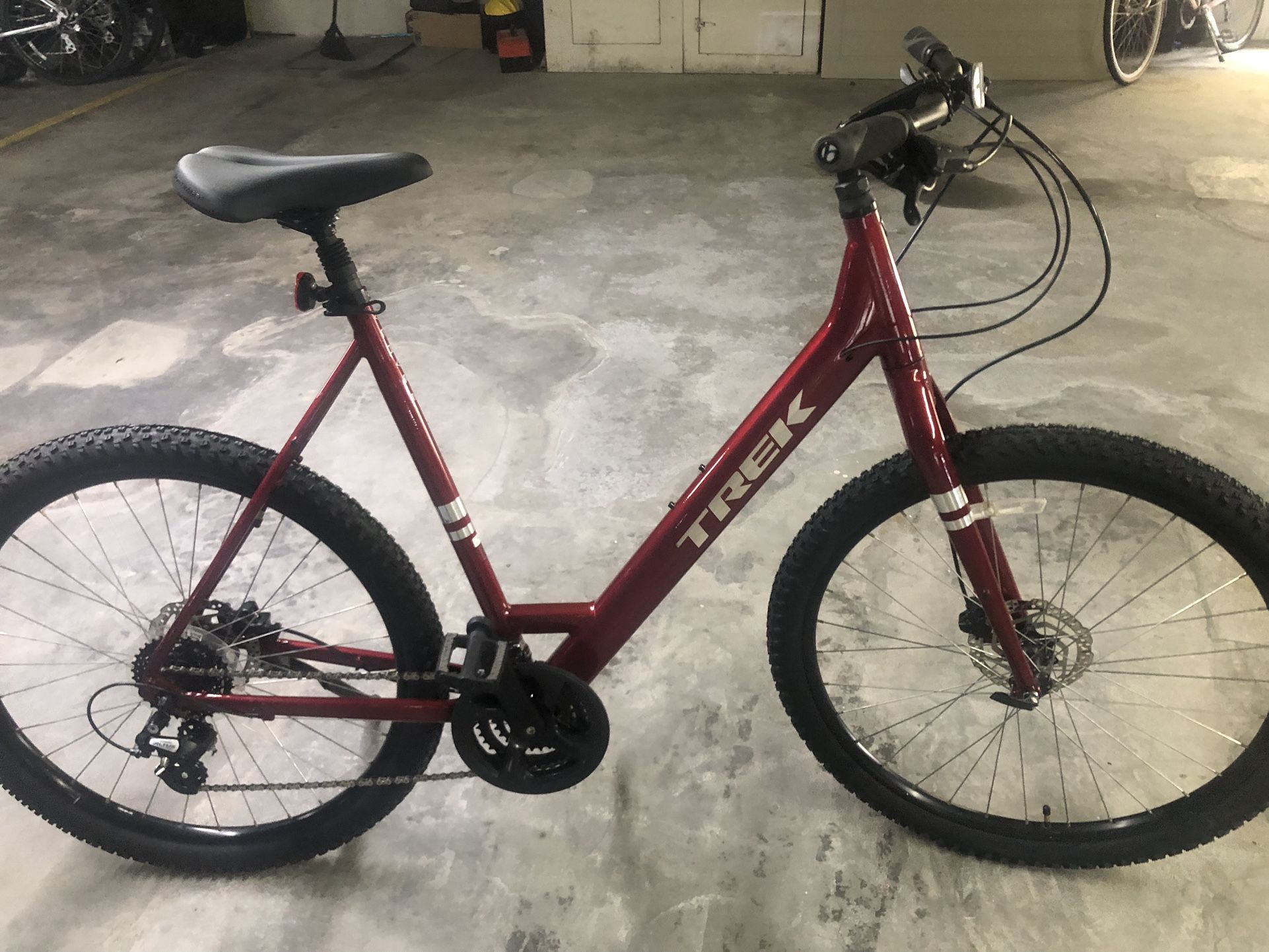 Trek Verve 21 Speed X Large Lightweight Aluminum Frame With