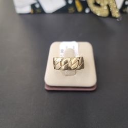 Gold Ring 