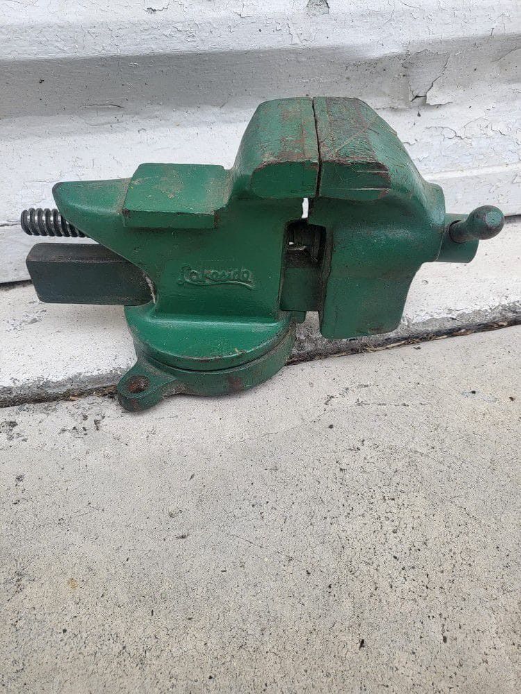 3" Bench Vise Brand Lakeside