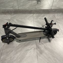 NAVIC Electric Scooter Adults,Max 19Miles Range,Top Speed 19mph,350W Motor