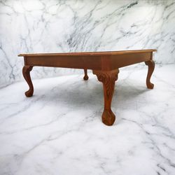 Vintage Broyhill Premier Chippendale-Style Coffee Table – Claw Foot, Mahogany Veneer