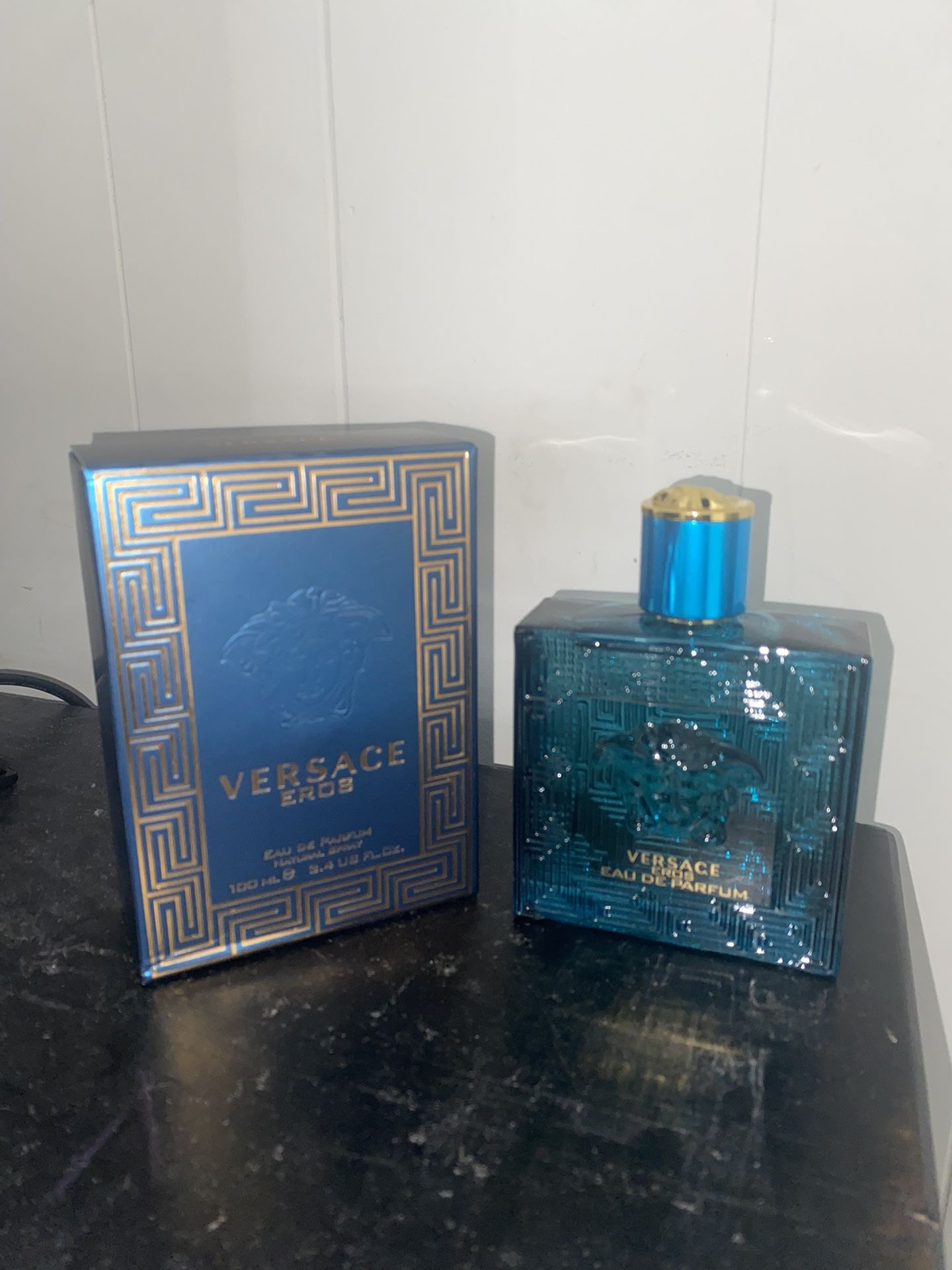Versace Cologne 