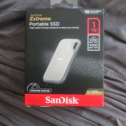 1T Ssd SanDisk Extreme $50