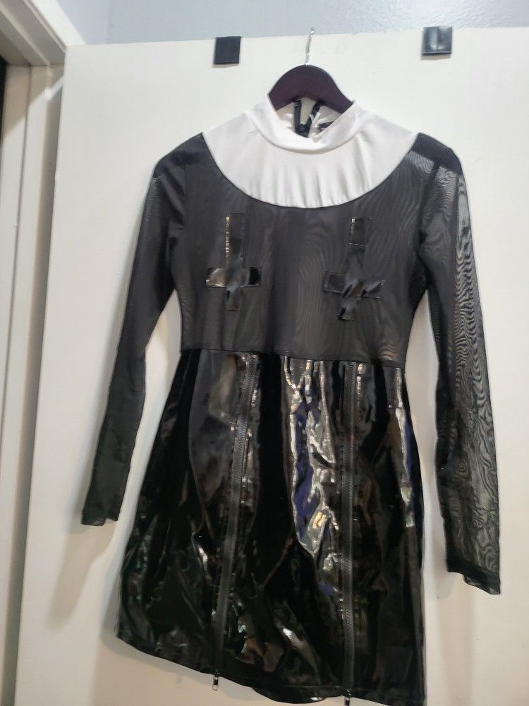 Sexy Nun Costume