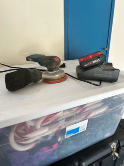 Bosch GEX18V-5N 18V Random Orbit Sander w/ Battery & Charger – $140 OBO