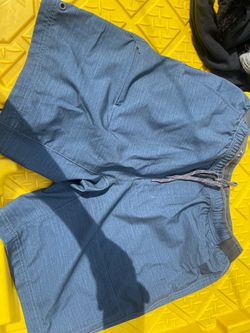 Columbia shorts size m