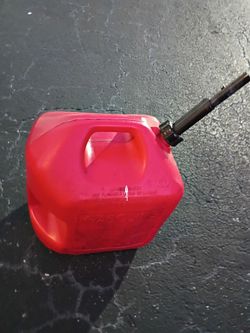 Gas container with/without 5 gallon FREE delivery 33160 33162 33154 33161 33009